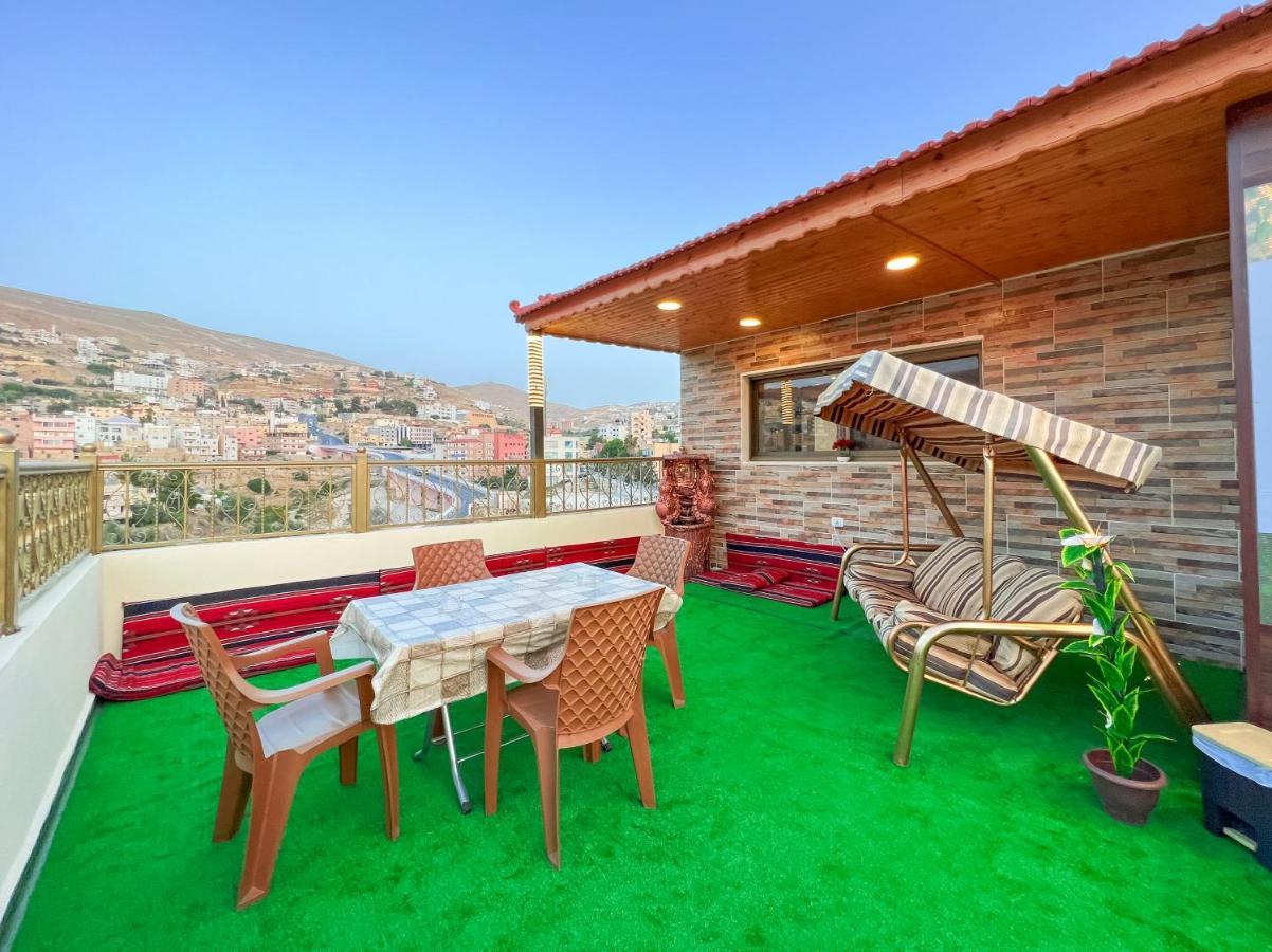 Appartement Petra Royal House à Wadi Musa Extérieur photo